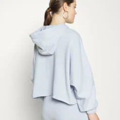 Ellesse DOPO OH HOODY - Sweatshirt - Light Blue -Ellesse Elegant Boutique 8f765e4efe05427a8479d669846e895d