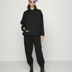 Ellesse ORANGAN PANT - Pantalon De Survêtement - Black -Ellesse Elegant Boutique 95ae019e83704daab3df8c2fa3bff11a