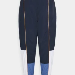 Ellesse ACER TRACK PANT - Pantalon Classique - Navy -Ellesse Elegant Boutique 9889fb964ed948aab7b3ed3534eb5c53