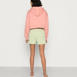 Ellesse NANOARROW - Short - Light Green 7 Ellesse NANOARROW - Short - Light Green -Ellesse Elegant Boutique 9907dc26b4164baaa3a615963c5b792d