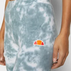 Ellesse TOUR TIE DYE - Short - Green/white -Ellesse Elegant Boutique 9db16ebac1104d2686bf230d250ce19e