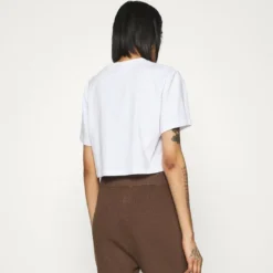 Ellesse PRESEPE - T-shirt Imprimé - White -Ellesse Elegant Boutique 9de94ce0bc8842d5a14fa308593c4288