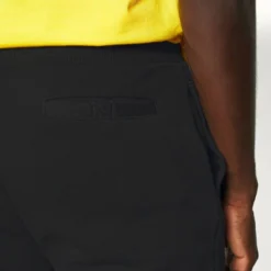 Ellesse NIORO - Pantalon De Survêtement - Black 9 Ellesse NIORO - Pantalon De Survêtement - Black -Ellesse Elegant Boutique 9eebd0080219484185cba16aa225e028