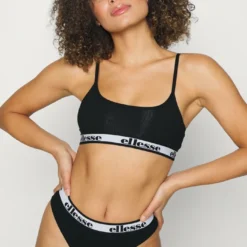 Ellesse KAROLINA BRA TOP 2 PACK - Brassière - Black/white -Ellesse Elegant Boutique a6d980c841674383a2f46b45c1c11487