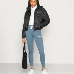 Ellesse NANCI WADDED JACKET - Veste D'hiver - Black 6 Ellesse NANCI WADDED JACKET - Veste D'hiver - Black -Ellesse Elegant Boutique a72833650cf74e65a27e138a25ab6f0d