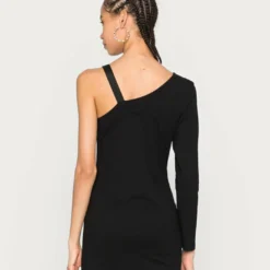 Ellesse SEV DRESS - Robe En Jersey - Black 7 Ellesse SEV DRESS - Robe En Jersey - Black -Ellesse Elegant Boutique aa13038e00ca404fb7ee7227819b51b9