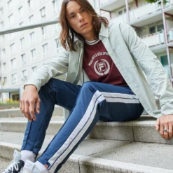 Ellesse DALVI TRACK PANT - Pantalon De Survêtement - Navy -Ellesse Elegant Boutique ae00f546033d49ad86094616355b3ca3