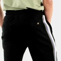 Ellesse Short - Noir -Ellesse Elegant Boutique ae5bd17d66d74c5a8677db2b8ef1e582