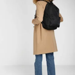 Ellesse Sac à Dos - Black Mono -Ellesse Elegant Boutique af5425b94c834da8aae1fd4028e0b6aa