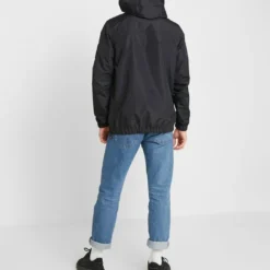 Ellesse MONT NERO JACKET - Veste Légère - Black 9 Ellesse MONT NERO JACKET - Veste Légère - Black -Ellesse Elegant Boutique b1cf1ddc1ab34cb3ae4c9a0daf8d1944