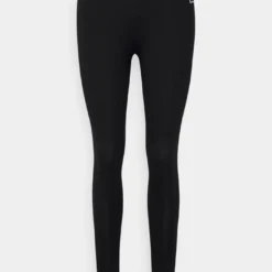 Ellesse HOLLINA SHIRT & LEGGING - Pyjama - Black -Ellesse Elegant Boutique bc55ead446324efd813ec32a3c85156e