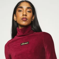 Ellesse HOLLIE - T-shirt à Manches Longues - Burgundy -Ellesse Elegant Boutique c0e3134752c149228d75efd4eb8d1719