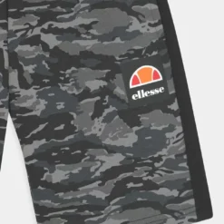 Ellesse ALPINI - Short - Green -Ellesse Elegant Boutique c17c79df194943d08a009e9abba17a72