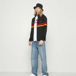 Ellesse GLISENTA TEE - T-shirt Imprimé - White 9 Ellesse GLISENTA TEE - T-shirt Imprimé - White -Ellesse Elegant Boutique c386a7a743fa47e7bd933f38e560131d