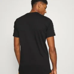 Ellesse FEDE TEE - T-shirt Imprimé - Black -Ellesse Elegant Boutique c3be981968104e22bff1ffd3a4e2b7e6