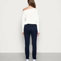 Ellesse ADALINA - Pantalon De Survêtement - Navy 7 Ellesse ADALINA - Pantalon De Survêtement - Navy -Ellesse Elegant Boutique c584f6ac23094672a15f92948c6795d2