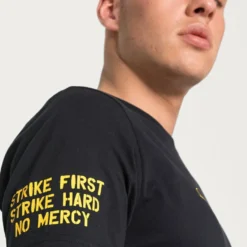 Ellesse SAPONE TEE - T-shirt Imprimé - Black -Ellesse Elegant Boutique c73f3736e4b34be6ba147135bf31d387