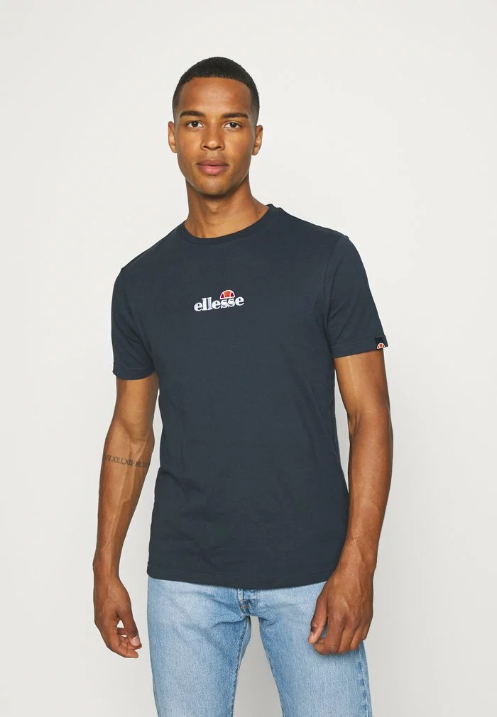 Ellesse ALTUS TEE - T-shirt Imprimé - Navy 3 Ellesse ALTUS TEE - T-shirt Imprimé - Navy – Image 3