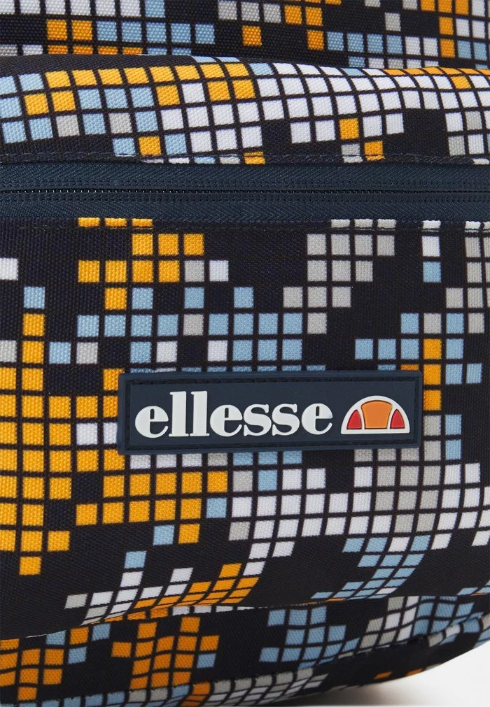 Ellesse TIRA BACKPACK UNISEX - Sac à Dos - Dark Blue 4 Ellesse TIRA BACKPACK UNISEX - Sac à Dos - Dark Blue – Image 4