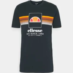 Ellesse COLO - T-shirt Imprimé - Navy -Ellesse Elegant Boutique cfb4f33b6a0d4e889074e90fb0a3a350