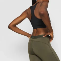 Ellesse PRESELLE - Brassières De Sport à Maintien Normal - Black -Ellesse Elegant Boutique d066e74db7284b68866831e091f051ed