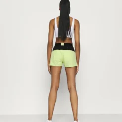 Ellesse OLINA SHORT - Short De Sport - Light Green -Ellesse Elegant Boutique d1cfc006117d43f480835bfbac8a5db5