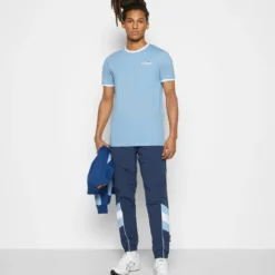 Ellesse MEDUNO - T-shirt Basique - Blue -Ellesse Elegant Boutique d529e2d6b4904759a10bf6e712bbfa97