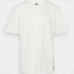 Ellesse AVIS TEE - T-shirt Imprimé - Off White 10 Ellesse AVIS TEE - T-shirt Imprimé - Off White -Ellesse Elegant Boutique daf2db3c9ab546678a9f64d7ca8cca12