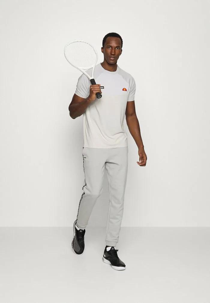 Ellesse MAESTRO TEE - T-shirt Imprimé - Light Grey 2 Ellesse MAESTRO TEE - T-shirt Imprimé - Light Grey â Image 2