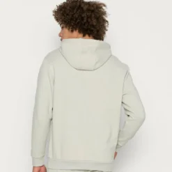 Ellesse MESE JOG SUIT - Pantalon De Survêtement - Light Grey -Ellesse Elegant Boutique e0d22c7a43b04d4c8bb904c489344a85