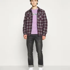 Ellesse LANBRONE - T-shirt Imprimé - Lilac -Ellesse Elegant Boutique e16a1eefe67446b4b39ae7314d88f0cc