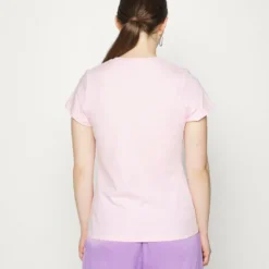 Ellesse CI TEE - T-shirt Basique - Light Pink -Ellesse Elegant Boutique e878f2beeb064fab8e10c0a2d761000c