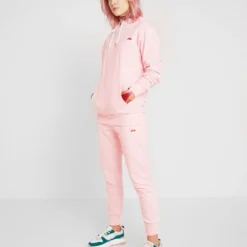 Ellesse FRIVOLA - Pantalon De Survêtement - Light Pink -Ellesse Elegant Boutique ec20a9d7623742acb459388672dcb81d