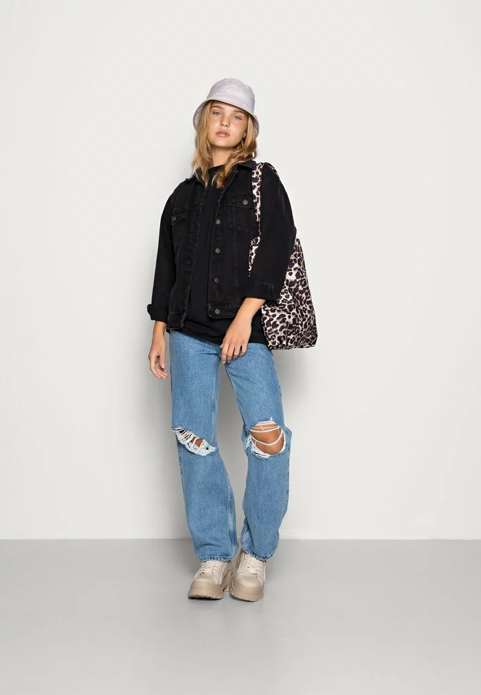 Ellesse KITTIN TEE - T-shirt Basique - Black 2 Ellesse KITTIN TEE - T-shirt Basique - Black – Image 2