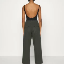 Ellesse SYLVIA - Débardeur - Black -Ellesse Elegant Boutique ee285088f52b46018f4efc58e2c3a364