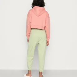 Ellesse YEIN JOG PANT - Pantalon De Survêtement - Light Green -Ellesse Elegant Boutique f1ae31bd8fbb4d7ab2b70e05c7c07d72