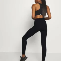 Ellesse PENROSE - Collants - Black 8 Ellesse PENROSE - Collants - Black -Ellesse Elegant Boutique f53db303a6aa46898c873d769b41d9e4