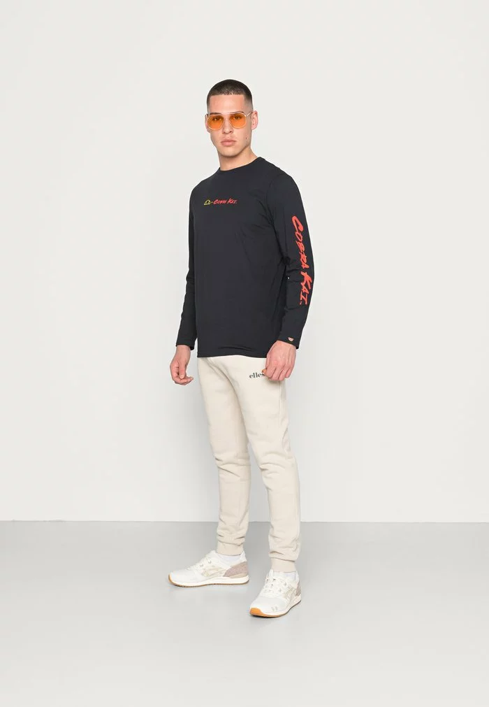 Ellesse SCHIUMA TEE - T-shirt à Manches Longues - Black 2 Ellesse SCHIUMA TEE - T-shirt à Manches Longues - Black – Image 2