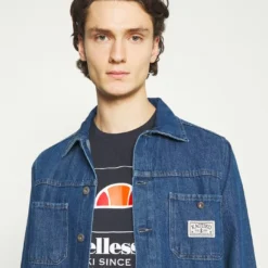 Ellesse COLO - T-shirt Imprimé - Navy -Ellesse Elegant Boutique fa1ca20c7e334b34875b79de5f68b573