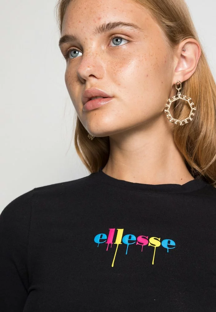 Ellesse WITTER CROP - T-shirt à Manches Longues - Black 5 Ellesse WITTER CROP - T-shirt à Manches Longues - Black – Image 5