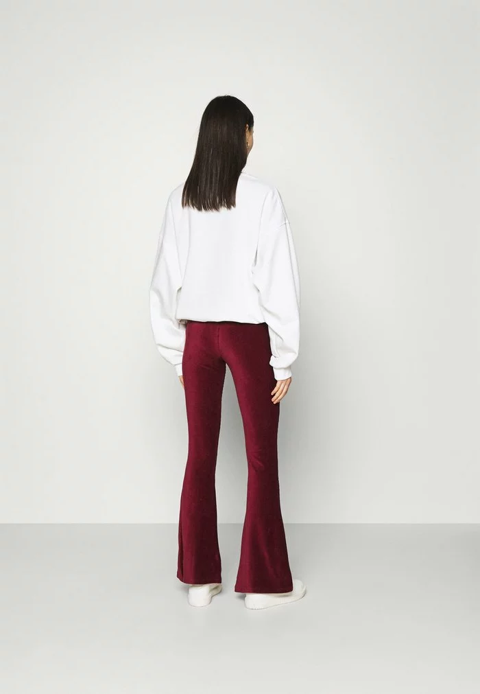 Ellesse FLORIE - Pantalon Classique - Burgundy 3 Ellesse FLORIE - Pantalon Classique - Burgundy – Image 3