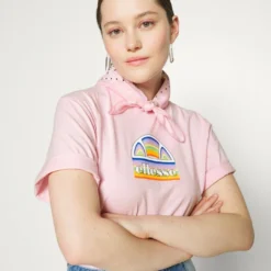Ellesse TARDI TEE - T-shirt Imprimé - Light Pink -Ellesse Elegant Boutique ff2e98281b6d4579b2b91d50c996c30b